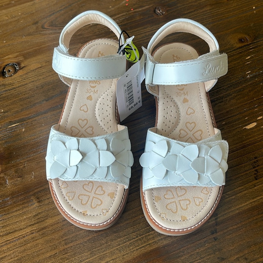 NEW Luirchi- all Leather Girls Sandals. Sz.30 (12)